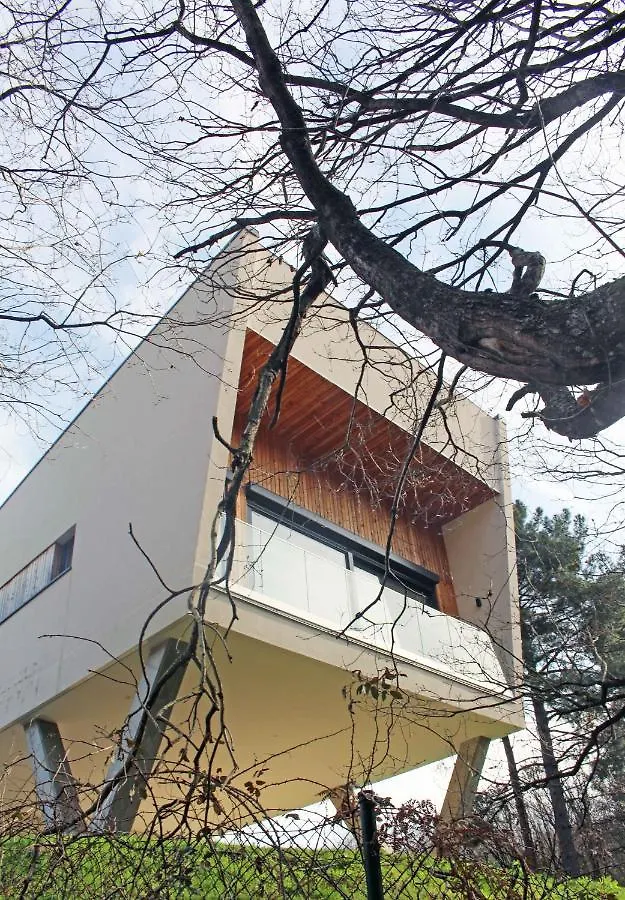 Villa Elordui 蒙希亚
